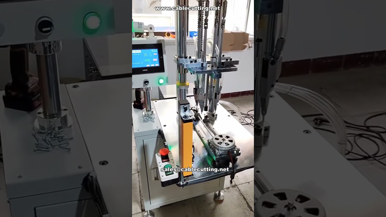 Mesin Skru Automatik 4 Paksi – Peralatan Automasi Kilang