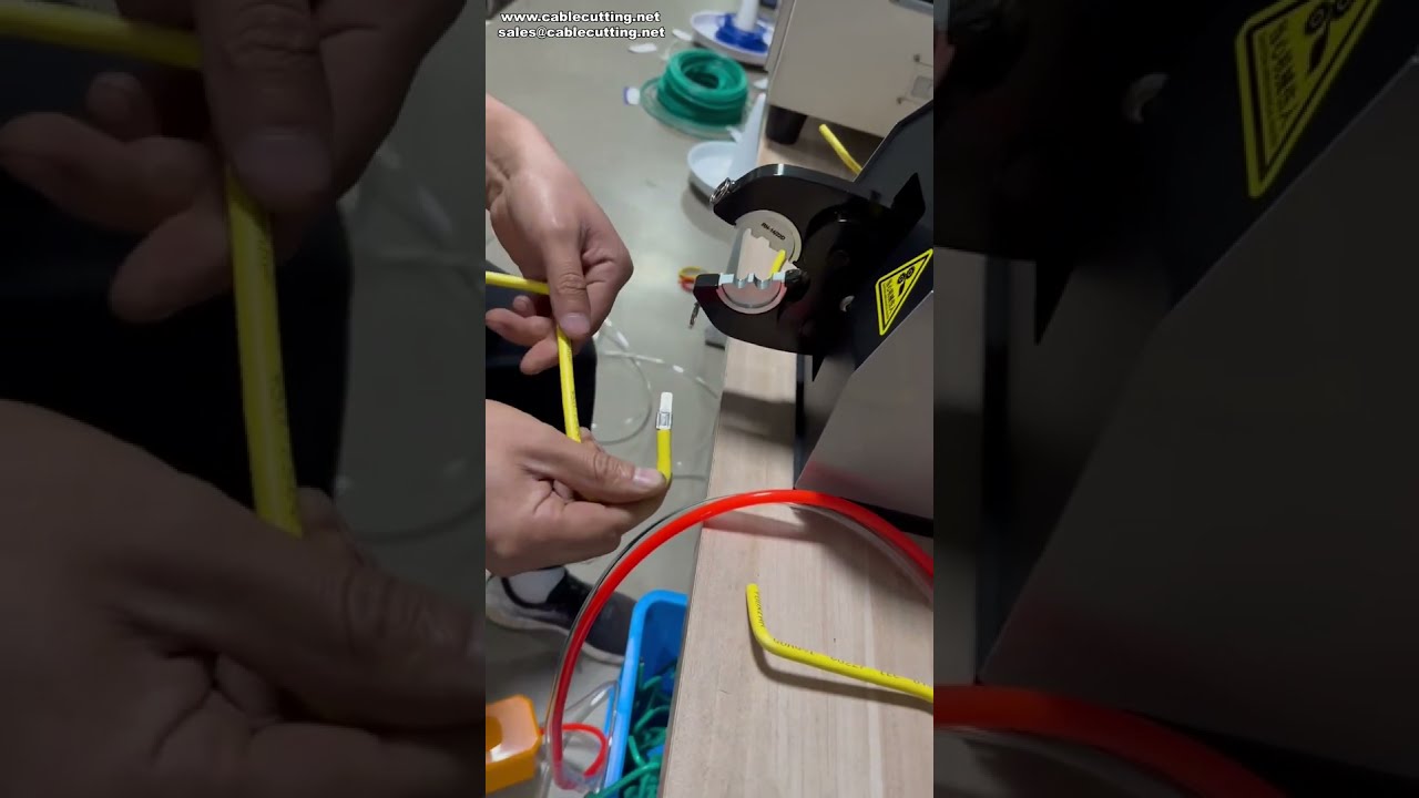Mesin Crimping Pneumatik Berkuasa Tinggi untuk Terminal Sehingga 300 mm² | Mesin Kilang Automatik