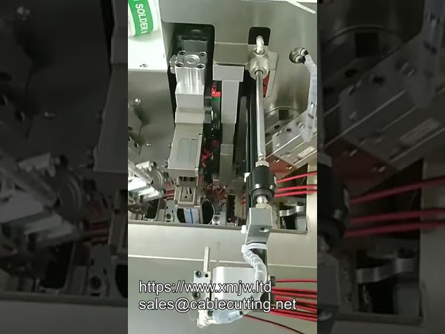 Mesin Suapan Kabel Automatik - Gulungan Empat Paksi untuk Automasi Tepat