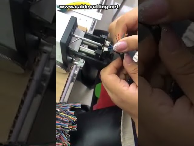 Mesin Peruncing Wayar Automotif Unistrip - Ketepatan Tinggi untuk Pendawaian Automotif
