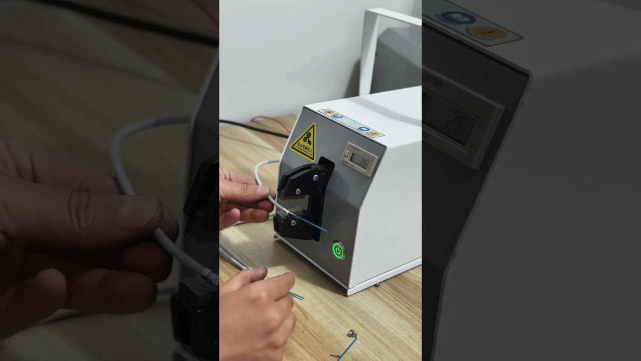 Mesin Crimping Wayar Elektrik Ketepatan Tinggi untuk Aksesori Peralatan Perubatan #mesin #kilang