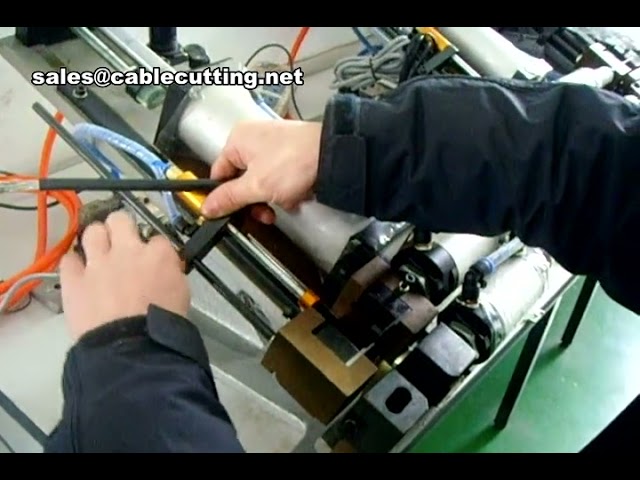 Mesin Pemotong & Pengupas Kabel Automotif Berkelajuan Tinggi | Automasi Kilang