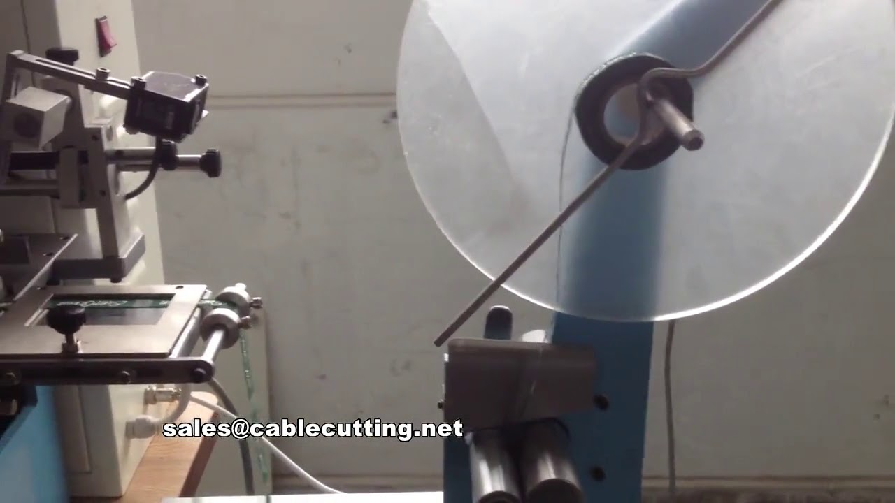 Mesin Pemotong dan Pelipat Label Automatik Ultrasonik – Efisien untuk Industri