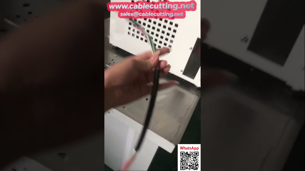 Mesin Pelucut Wayar Automatik 30 mm² – Kepantasan & Ketepatan Maksimum