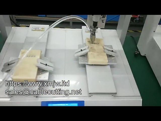 Robot Pemutar Skru Automatik Meja Kerja untuk Panel LED – Tingkatkan Kelajuan Pemasangan