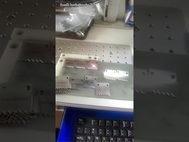 Bilah Pemotong Wayar Automatik Keluli Berkelajuan Tinggi untuk Mesin Penanggal Kabel Komputer - 2 Keping