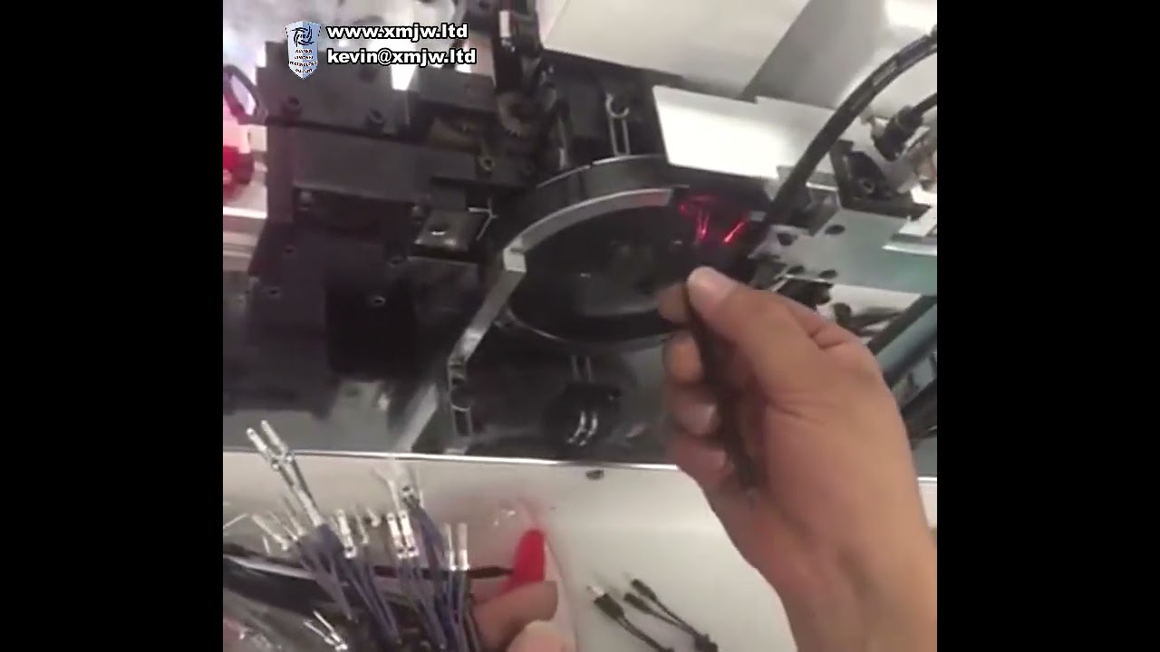 Mesin Tiub Pengecutan Haba Semi Automatik dengan Skrin Sentuh - Operasi Mudah & Cekap