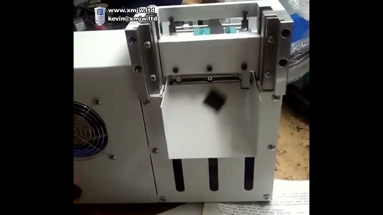 Mesin Potong Automatik Berkawalan Komputer untuk Tiub Pengecut Haba, Silikon & Nilon