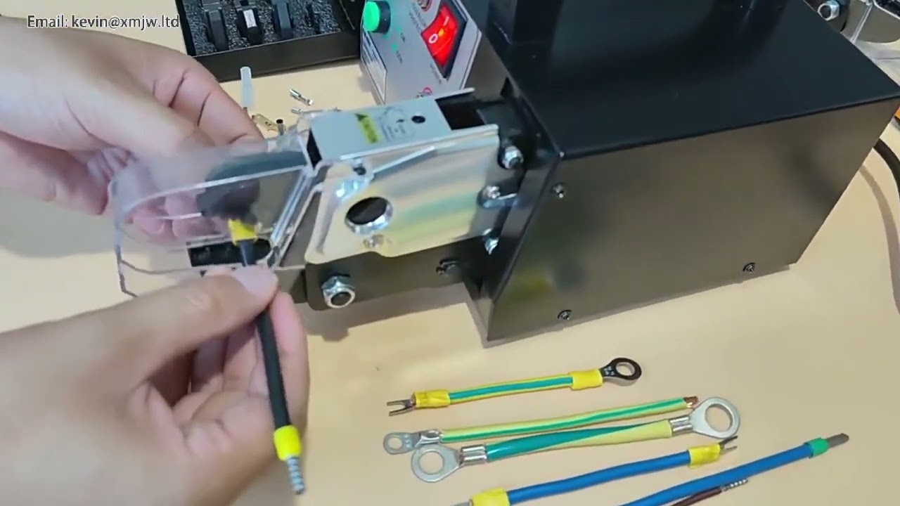Mesin Crimping Terminal Automatik 0.25-16mm² EM-6B2 / EM-6B1 dengan Set Die Boleh Tukar
