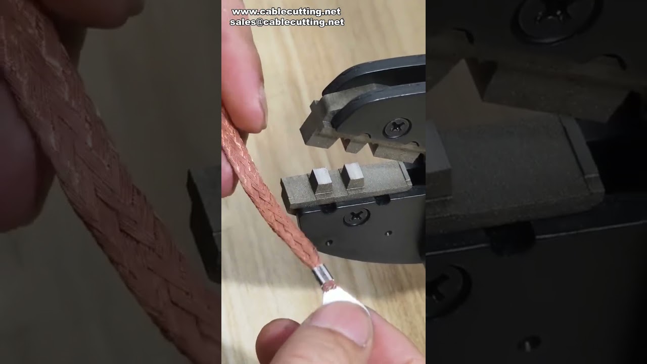 Mesin Crimping Terminal Elektrik Berpenutup Keselamatan untuk Pengharaman Wayar yang Cekap