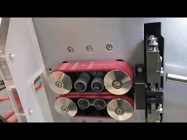 Mesin Kupas & Potong Kabel Automatik Efisien untuk Kabel Persegi Besar 16mm²