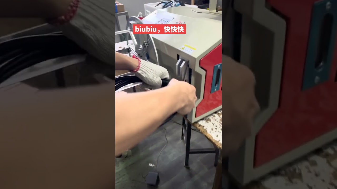 Mesin Penggulung & Pengikat Kabel Data Automatik #mesin #kilang